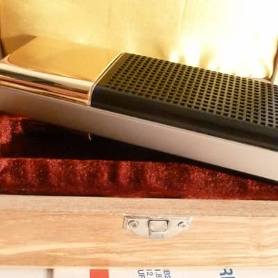 (Mic #2 of 2) Tested and Working! RARE Stellar RM-4 RM4 Dual-Ribbon Figure-8 Microphone with original Wood Box & Shockmount Black/Gold Golden Vocal/Room Bi-Directional Mike #2 of 2! image 7
