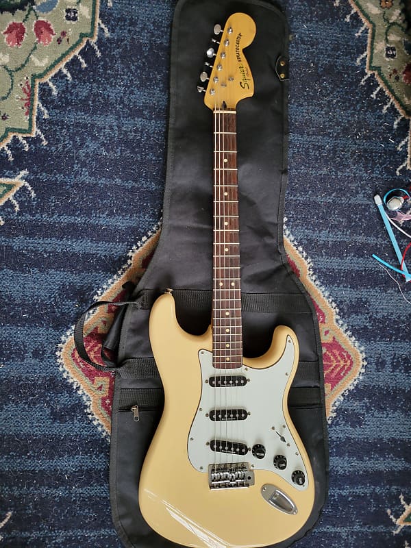 ギター Squier Vintage Modified Stratocaster Squier Vintage Modified Stratocaster - 3-tone Sunburst