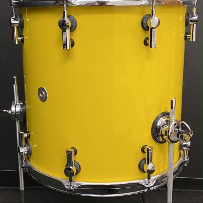 Sonor 20/12/14" SQ2 Maple Drum Set - High Gloss Traffic Yellow image 10