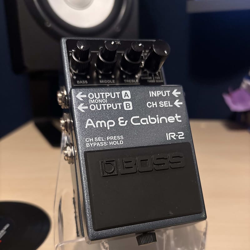 Boss IR-2 Amp & Cabinet