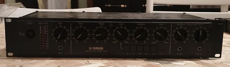 Yamaha Analog Delay Model 1010 anni '90 - nero image 1