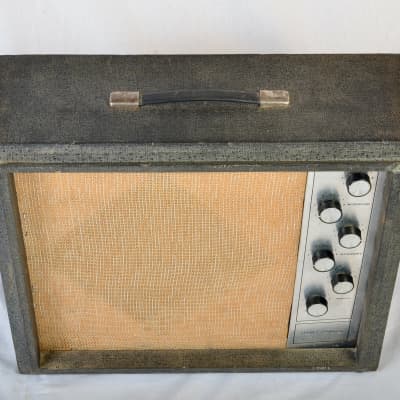Silvertone Model 1482 5-Watt 1x12 Guitar Combo 1960s - Black image 8