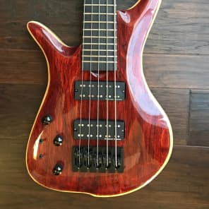 Menapia hand made short scale 5 string bass, Duncan NYC pickups, left handed image 2