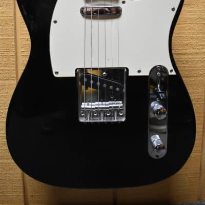 New York Pro Telecaster Guitar - Black image 2