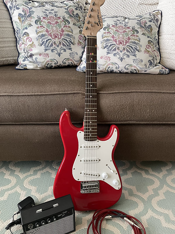 Fender Squire Mini - Gloss Red image 1
