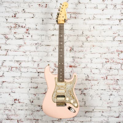 Fender - Custom Shop Limited Edition Tyler Bryant Signature "Pinky" - Stratocaster® Electric Guitar - Relic® - Aged Shell Pink - w/ Hardshell Case - xB077 (USED) image 2