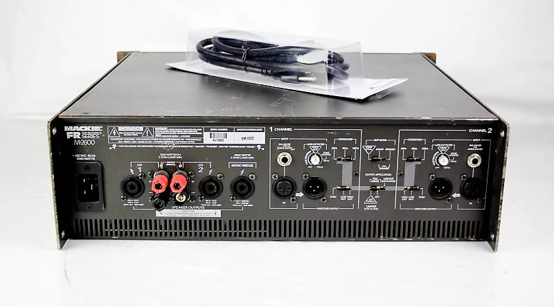 Mackie M2600 FR Series 2-Channel Power Amplifier image 2