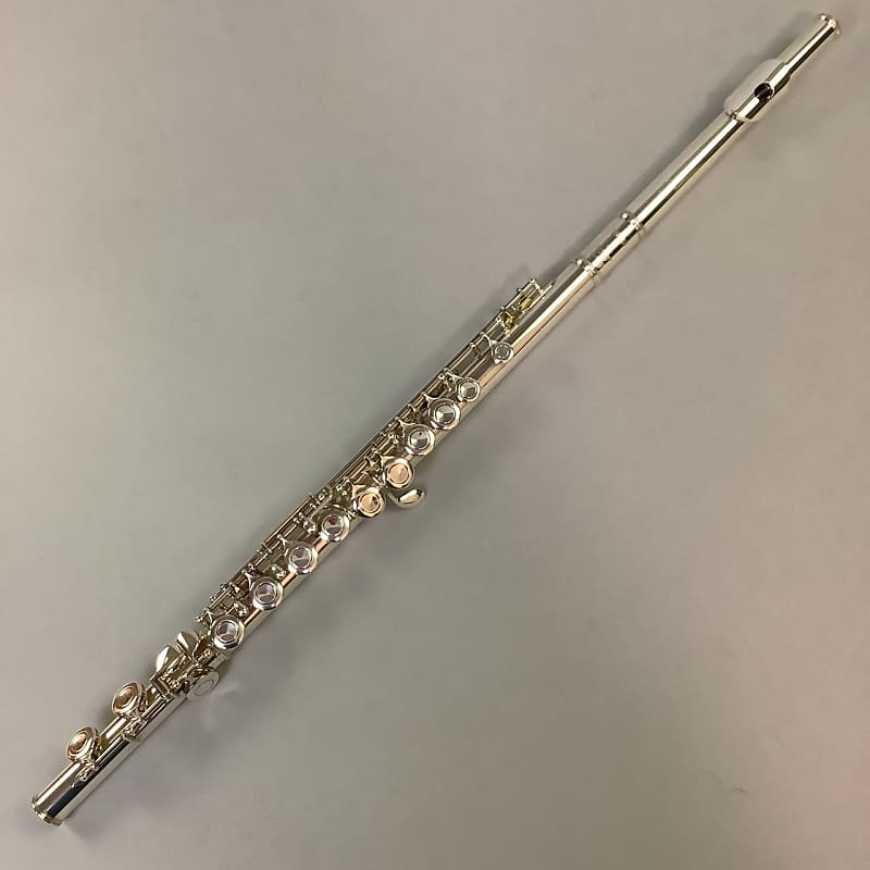Yamaha YFL-411 | Reverb Canada