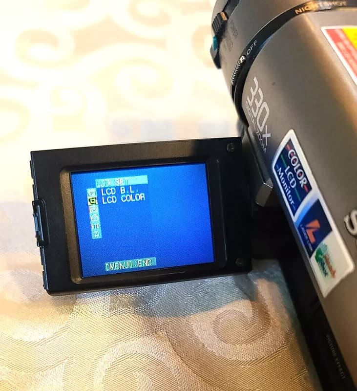 Sony CCDTRV43 Hi8 Tape Standard Definition Camcorder Reverb