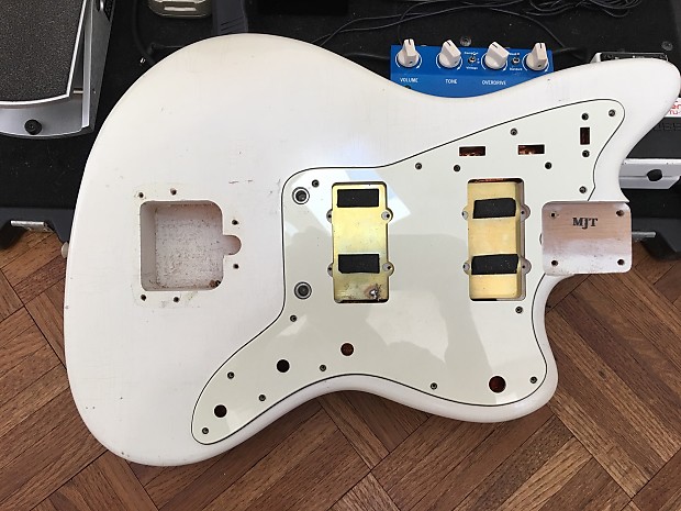 Mjt jazzmaster store body