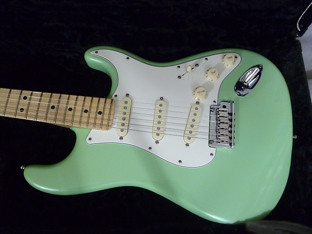 Fender custom shop stratocaster pro deals