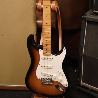 ギター fender american vintage 57 stratocaster Fender American Vintage II '57 Stratocaster in Black with