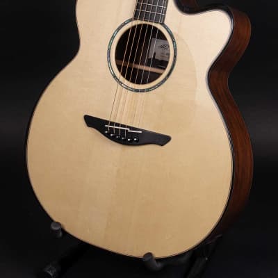 Avalon Arc L8-325DBC Custom guitar - Old Lowden factory - new & over 25% off! image 5