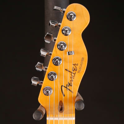 Fender American Ultra Telecaster, Maple Fingerboard, Mocha Burst image 6