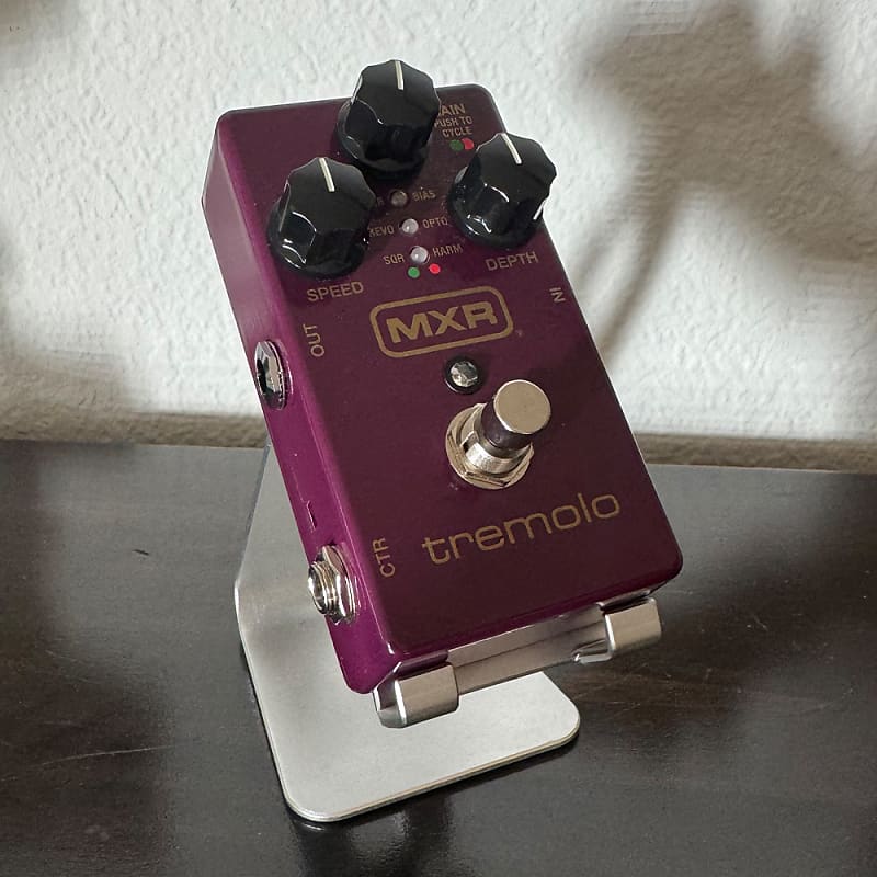 MXR M305 Tremolo