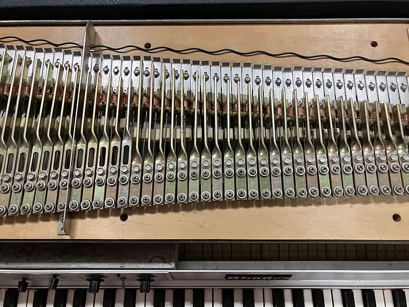 Rhodes MK1 Suitcase 73-Key Electric Piano 1978 - Black Rounded Top