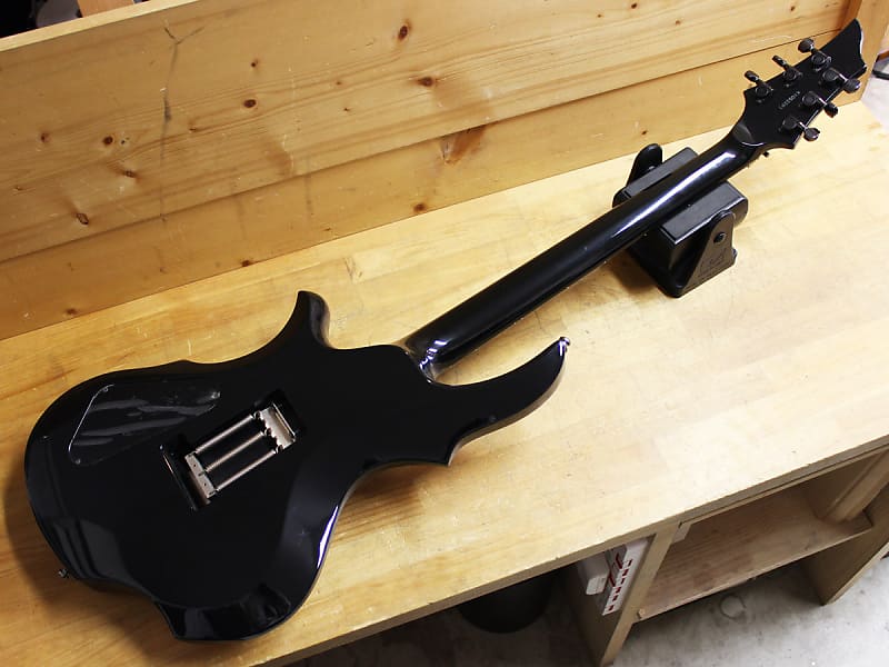 ESP ANTELOPE Black