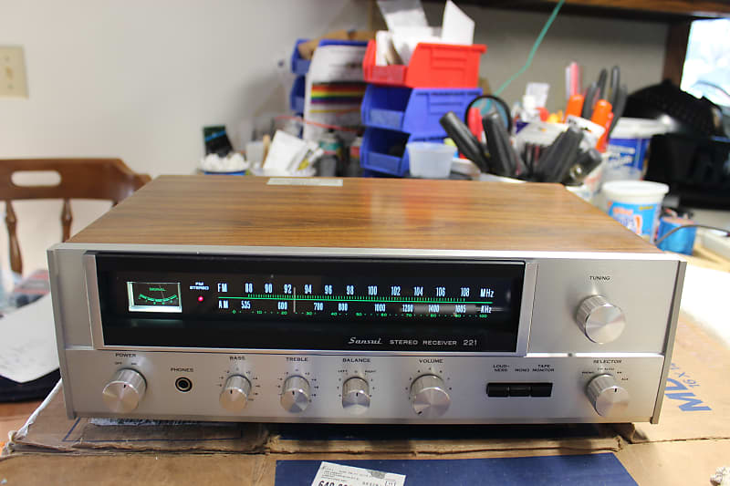 Restored Sansui 221 AM/FM Stereo Receiver (3)  			