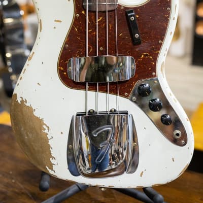 Fender Custom Shop 1961 Jazz Bass Heavy Relic - Aged Olympic White w/Hardshell Case image 3