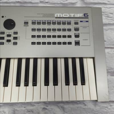 Yamaha Motif 6 Keyboard Synth Workstation image 4