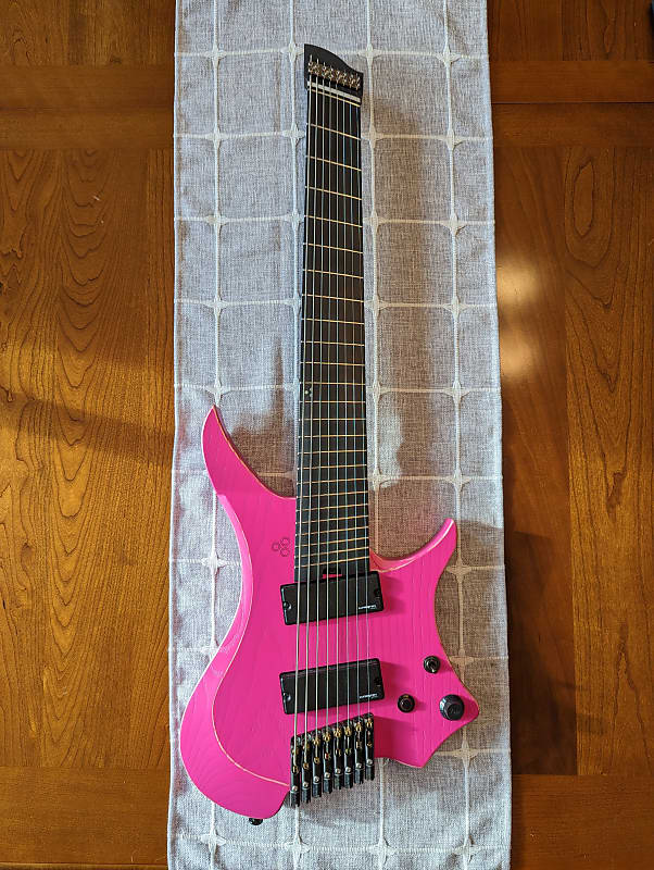 GOC Ilumina 8 2022 - Worn Kawaii Pink | Reverb GOC Ilumina 8 2022 - Worn Kawaii Pink | Reverb