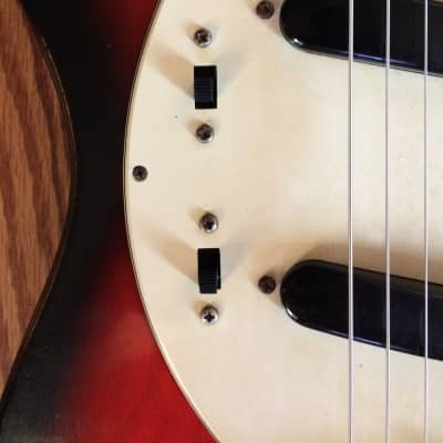 Vintage 1970s Memphis Mustang Electric Guitar Sunburst Mojo Sunburst Japan Fender image 6