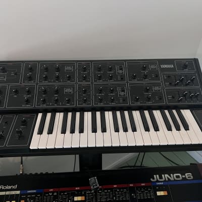 Yamaha CS-15 Duophonic Synthesizer 1978 - 1982 - Black