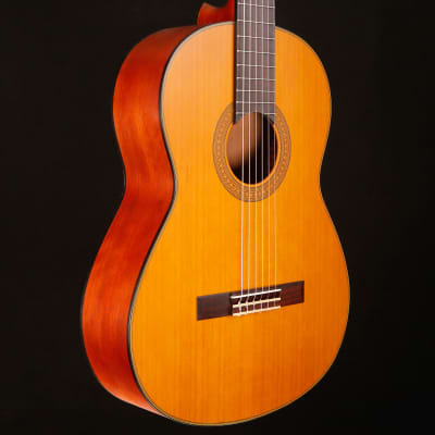 Yamaha CG122MCH Classical Guitar Cedar Top Lower Action image 2