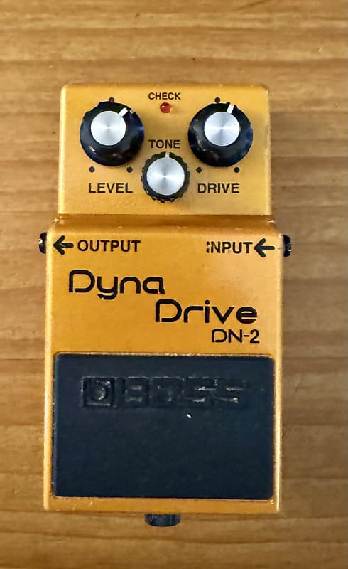 Boss DN-2 Dyna Drive