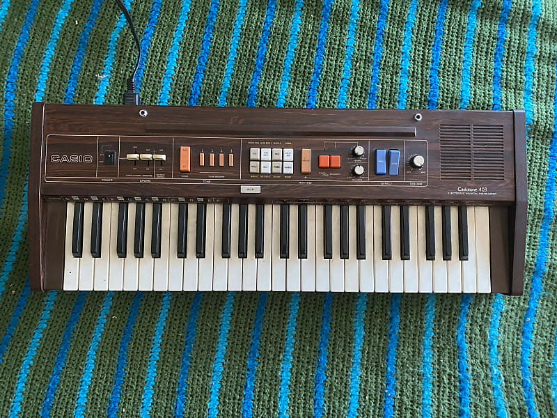 Casio CT-403 Casiotone 49-Key Synthesizer | Reverb