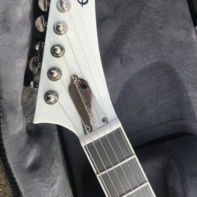 Tommy Thayer Explorer 2018 -2019 White Pearl image 3