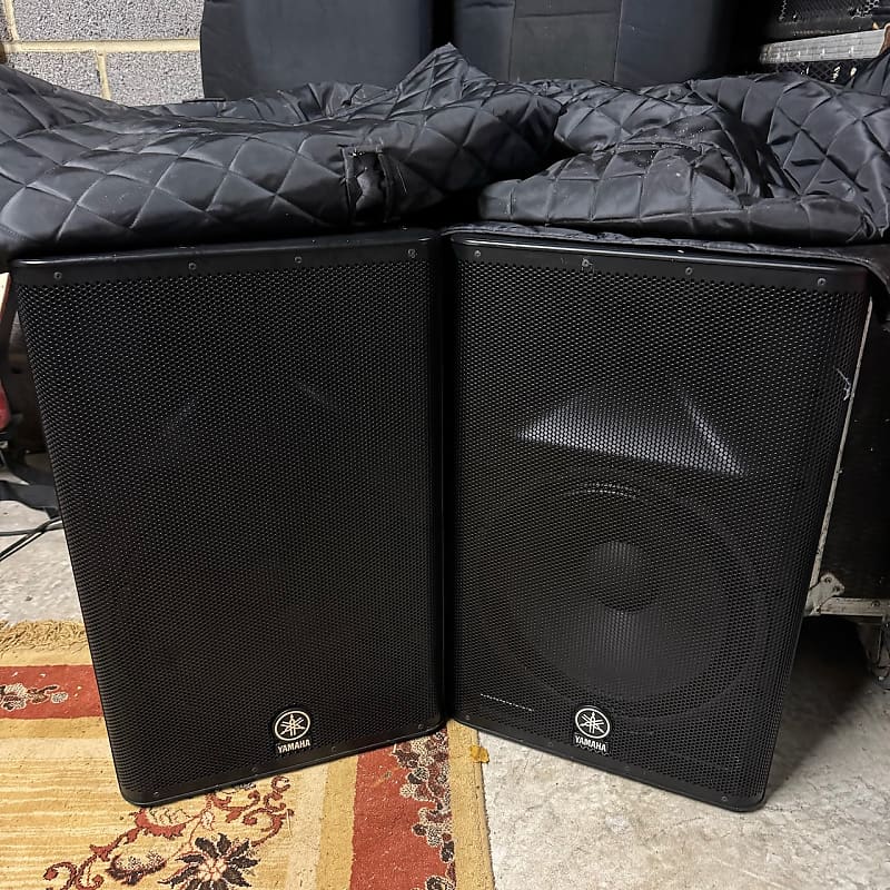 Pair 2x Yamaha DXR15 Active Powered 15” PA Speaker System w/ Reverb