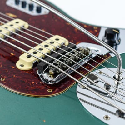 Fender Custom Shop B2 Bass VI Journeyman Aged Sherwood Green Metallic image 7