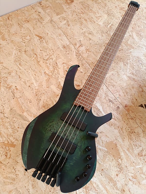 Cort Artisan Space 5 SDG 2024 Green Reverb