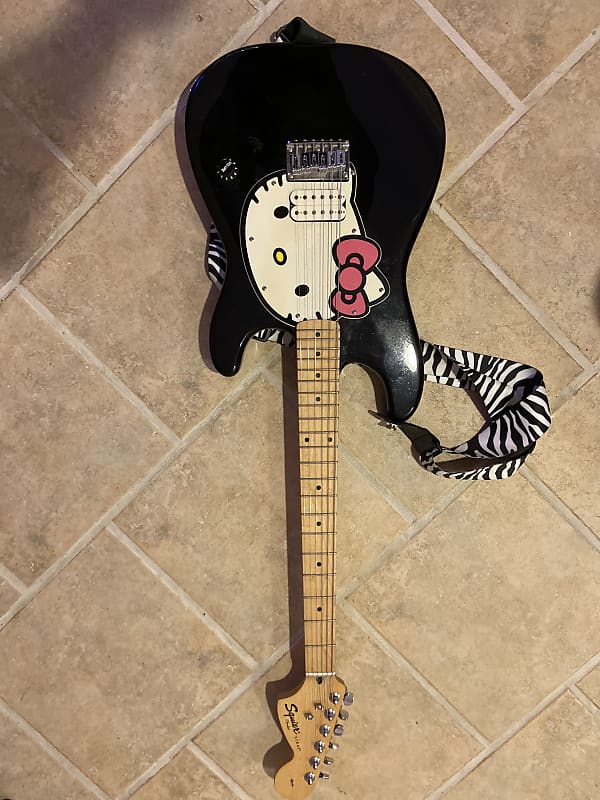 Squier Hello Kitty Stratocaster Black image 1