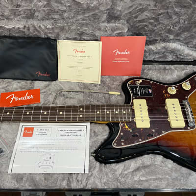 Fender American Professional II Jazzmaster with Rosewood FB 3-Color Sunburst #US22109145 8lbs, 1.7oz image 2