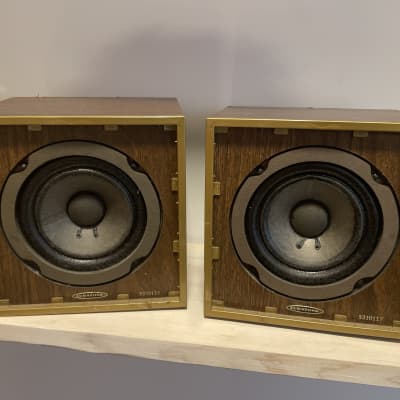 Auratone 5C Super Sound Cubes (Vintage) 1970s-1990s | Reverb Auratone 5C Super Sound Cubes (Vintage) 1970s-1990s | Reverb