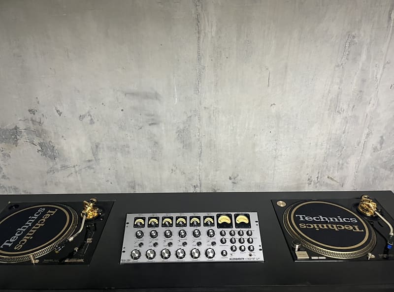 Allen & Heath V6 technics 1200 Ltd gold Reverb