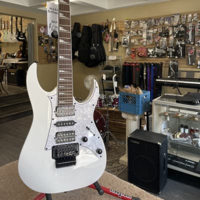 Ibanez RG450DXB-WH Standard with Jatoba Fretboard 2018 - Present - White for sale