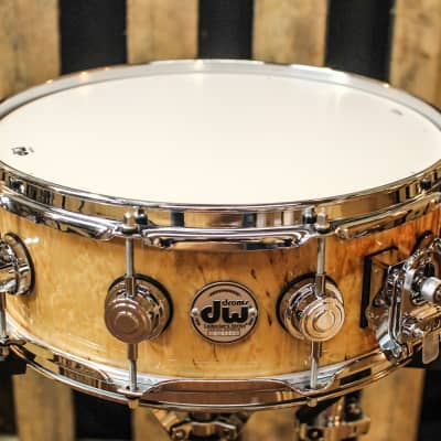 DW Collector's Natural Lacquer Over Kurilian 5x14 Snare Drum - SO# 1119644 image 4