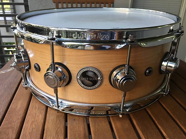 DW Super solid 14x5.5 3 4 shell Mint Condition