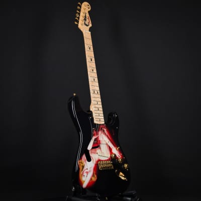 Fender Custom Shop Marilyn Monroe Playboy 40th Anniversary Stratocaster 1994 image 9