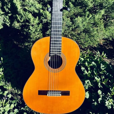 Jose Ramirez R4 Classical Guitar 1996 - Natural for sale