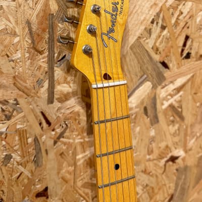 Pre Owned Fender 2018 Custom Shop '52 Telecaster Lush Closet Classic - Butterscotch Blonde Inc. Case image 2