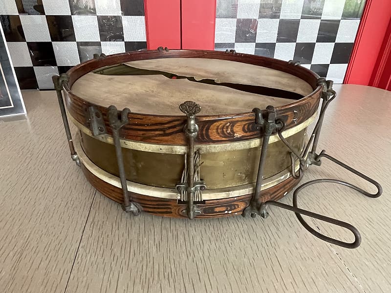 Leedy? Marching Snare Drum 19? Wood image 1