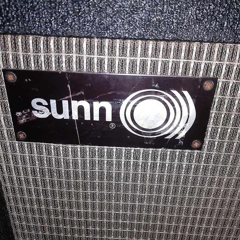 VINTAGE Sunn 2x15 Guitar/Bass cabinet 100w 4ohm Loaded with