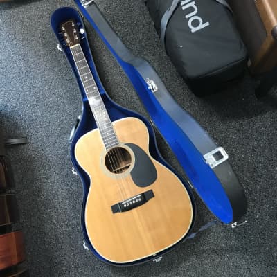 Takamine F310S acoustic guitar ( model similar to Martin 000-28 ) in very good-excellent condition with vintage hard case image 1