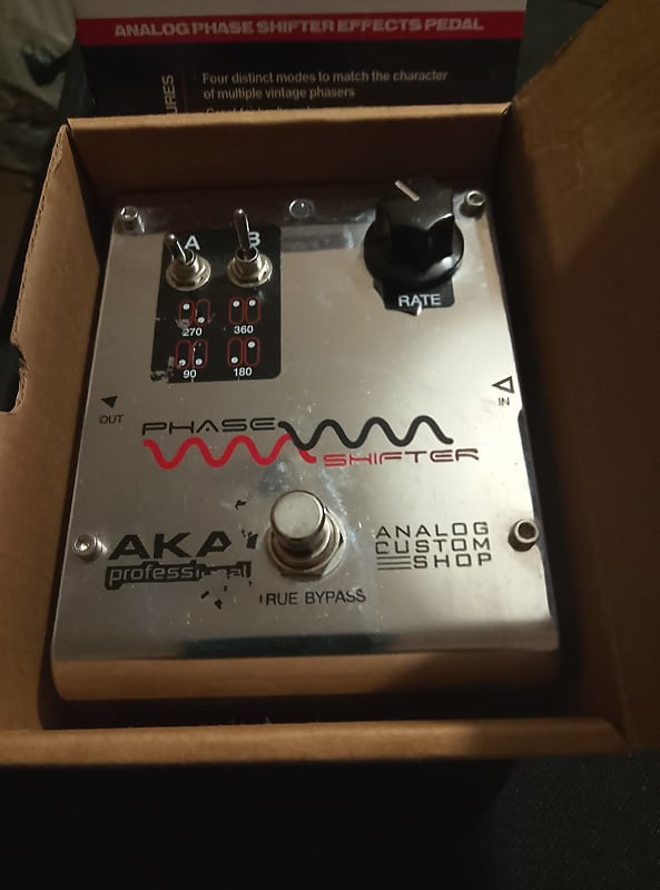 Akai Phase Shifter