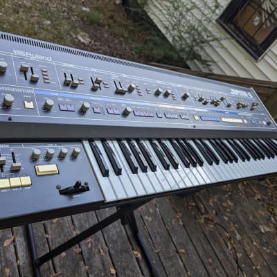 Roland Jupiter 6 61-Key Synthesizer 1983 - 1985 - Black