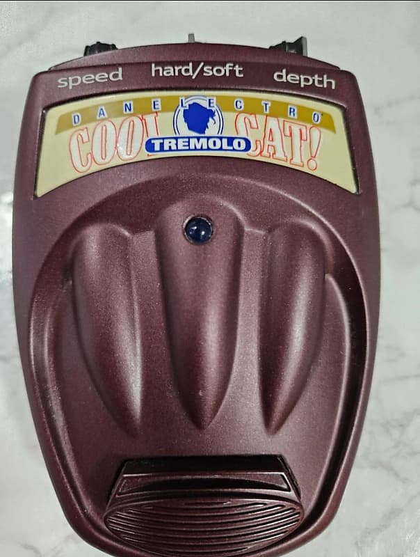 Danelectro Cool Cat Tremolo